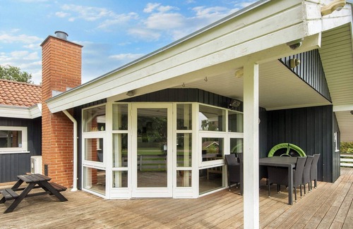 Hejlsminde Strand House | 7 person holiday home in Hejls