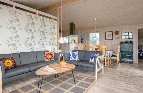 Lonstrup House | 7 person holiday home in Hjørring-By Traum