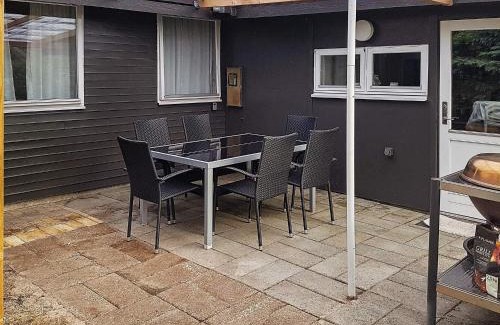 Hou House | 7 person holiday home in Hals-By Traum