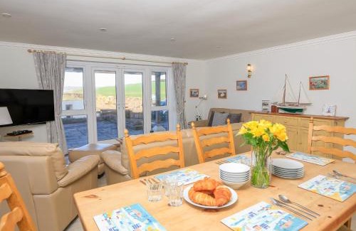 Burgh Island House | 7 Thurlestone Rock