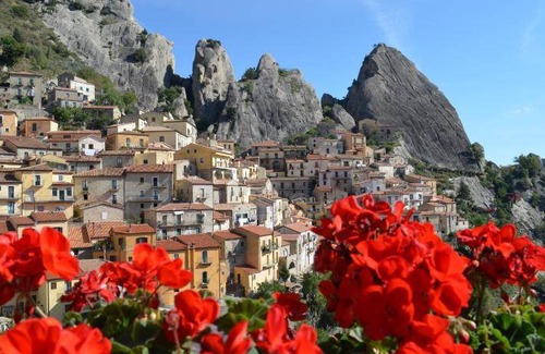 Castelmezzano Apartment | 70 m² Apartment ∙ 2 bedrooms ∙ 9 guests