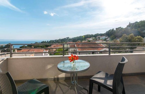 Krvavica Apartment | 70 m² Apartment ∙ 2 bedrooms ∙ 4 guests