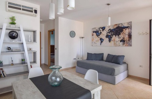 Assemini Apartment | 70 m² Apartment ∙ 2 bedrooms ∙ 5 guests