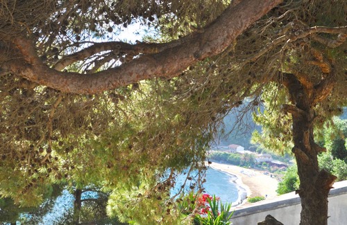 Sinarades Apartment | 70 m² Apartment ∙ 3 bedrooms ∙ 5 guests