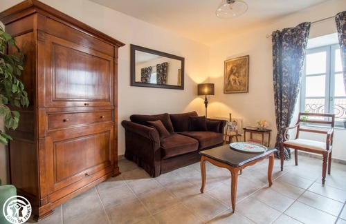 Montpeyroux House | 70 m² Gîte ∙ 2 bedrooms ∙ 4 guests