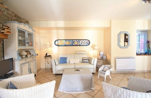 Groix House | 70 m² Gîte ∙ 2 bedrooms ∙ 3 guests