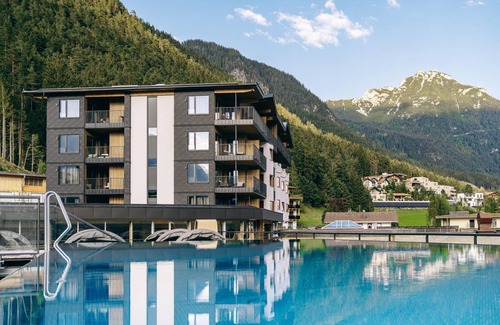 Buchau Hotel | 70 m² Hotel ∙ 3 bedrooms ∙ 2 guests