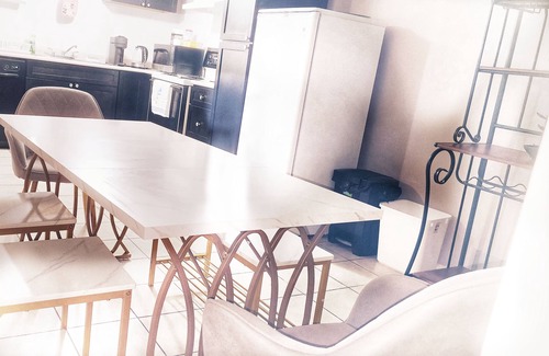 Vaughan Apartment | 70%OFF Luxurious hotTub,Sauna,2000 ft² of Private!