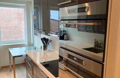 Bergen City Centre Apartment | 700 m to Aquerium 6th Floor with Elevator - Value!