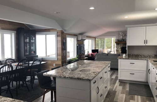 Harpswell House | 700' OCEANFRONT RETREAT, FIRE PIT, 10 ACRES, 6 BR, 8 KAYAKS, 2 PDL BRDS,