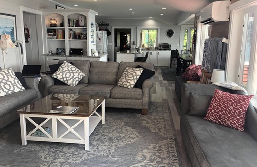 Harpswell House | 700' OCEANFRONT RETREAT, FIRE PIT, 10 ACRES, 6 BR, 8 KAYAKS, 2 PDL BRDS,