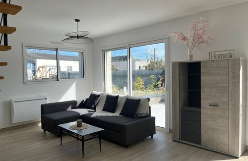 Penestin House | 700m from the beach! New 2023 family home