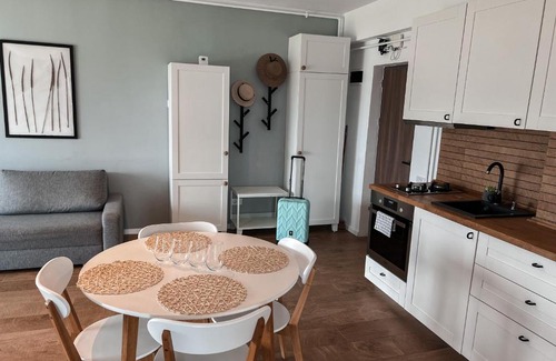 Mamaia-Sat Apartment | 701 DISTRICT