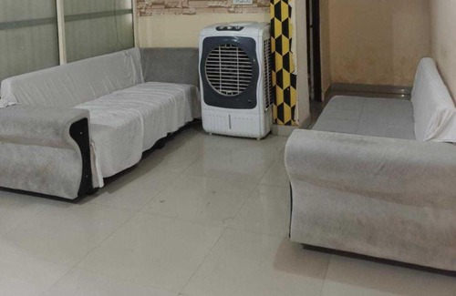 Bhopal Hotel | 70229 Hotel Aura Inn