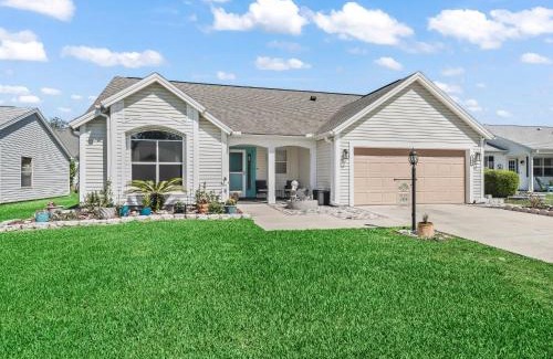 The Villages House | 704 Z2B VILLAGE OF RIO GRANDE by REMAX Premier