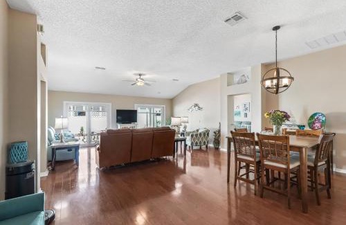 The Villages House | 704 Z2B VILLAGE OF RIO GRANDE by REMAX Premier
