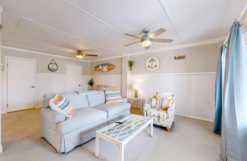 Perdido Key Coves One Apartment | 7213 Flood Reef - Unit 4