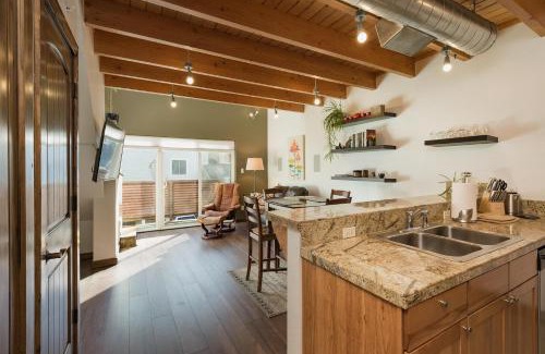 Historic Downtown Durango House | 725 E College Unit 8
