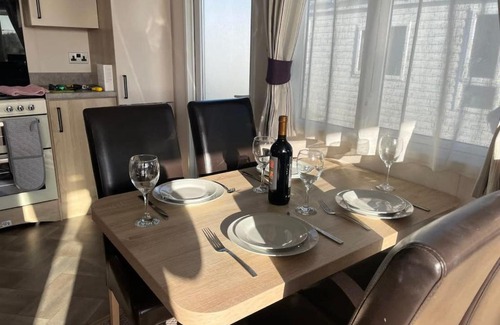 Pevensey Ski Chalet | 74 Bayside Cove Pevensey Bay Holiday Park