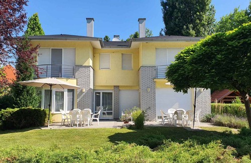 Szantod House | 74 m² House ∙ 2 bedrooms ∙ 6 guests