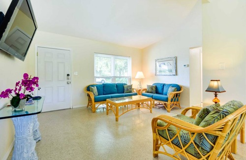 South Bradenton House | 74 m² House ∙ 2 bedrooms ∙ 4 guests