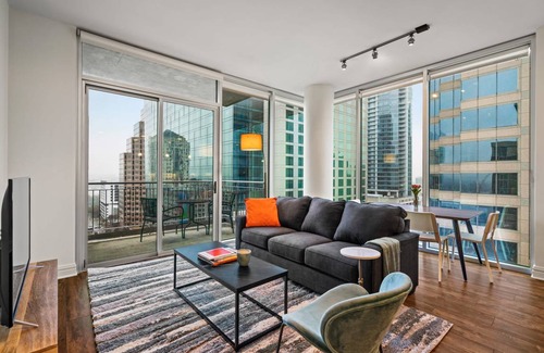 Waller Creek District Apartment | 74 m² Apartment ∙ 2 bedrooms ∙ 6 guests
