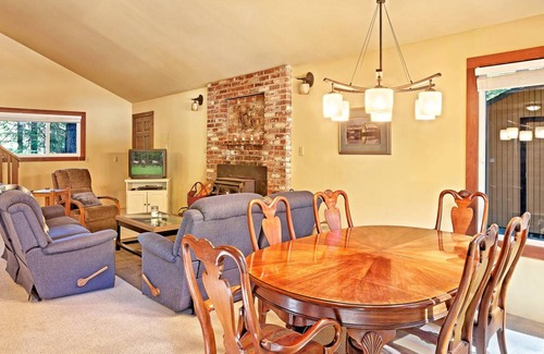 Enumclaw Villa | 74 m² Villa ∙ 2 bedrooms ∙ 8 guests