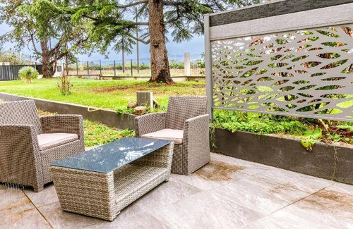 Decines-Charpieu Apartment | 75 m² Apartment ∙ 2 bedrooms ∙ 4 guests