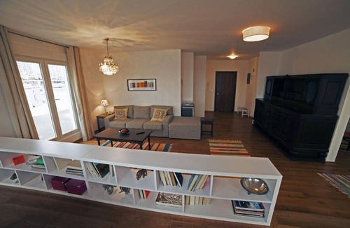 Novi Beograd Apartment | 75 m² Apartment ∙ 1 bedroom ∙ 4 guests