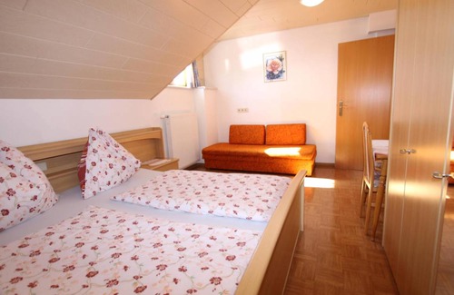 Liebenfels Apartment | 75 m² Apartment ∙ 2 bedrooms ∙ 4 guests