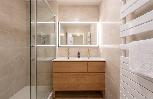 Gratte Ciel Apartment | 75 m² Apartment ∙ 2 bedrooms ∙ 4 guests