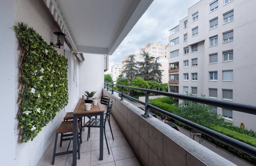 Gratte Ciel Apartment | 75 m² Apartment ∙ 2 bedrooms ∙ 4 guests
