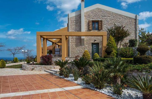 Kiparissia House | 75 m² House ∙ 2 bedrooms ∙ 6 guests