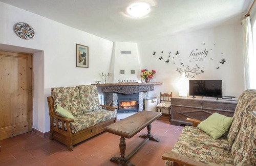 Saturnana House | 75 m² House ∙ 2 bedrooms ∙ 4 guests