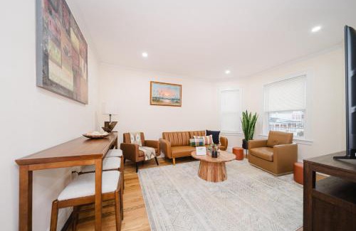 Ashmont Apartment | 76-2 5BR Cozy Apartment in Boston