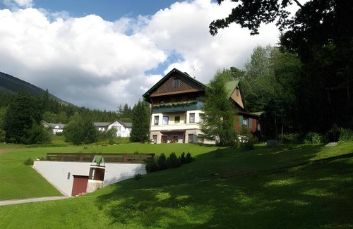 Spindleruv Mlyn Bed & Breakfast | 76 m² Bed and breakfast ∙ 2 bedrooms ∙ 6 guests