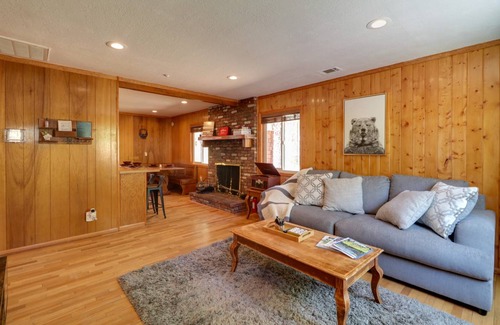 Wrightwood House | 78 m² House ∙ 2 bedrooms ∙ 4 guests