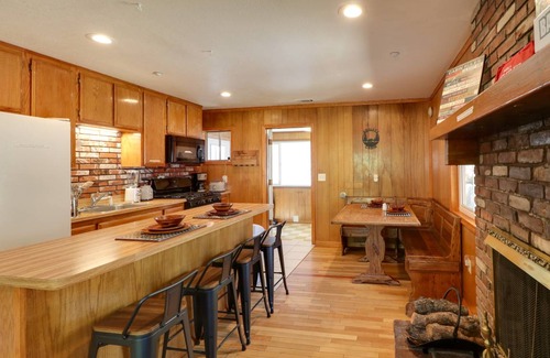 Wrightwood House | 78 m² House ∙ 2 bedrooms ∙ 4 guests