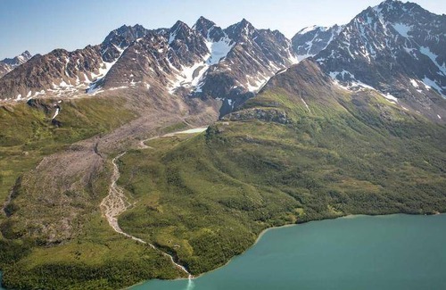 Lyngen House | 78 m² House ∙ 3 bedrooms ∙ 6 guests