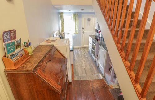 Gatehouse-of-Fleet House | 79 Laurel Bank