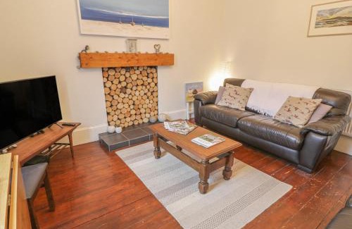 Gatehouse-of-Fleet House | 79 Laurel Bank