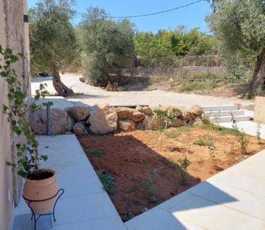 Corfu Villa | 79 m² Villa ∙ 2 bedrooms ∙ 4 guests