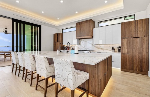 Fort Myers Beach House | 793 Shoreline Stunner: Luxury Pool, Views, EV Charger