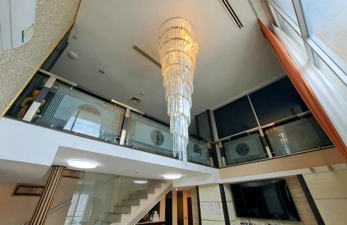 Khlong Toei Nuea House | 7B-Short-term rental allowed-5BRs Downtown Bangkok