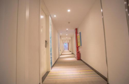 Zhijiang County Hotel | 7Days Inn Huaihua Zhijiang Pedestrian Street Branch