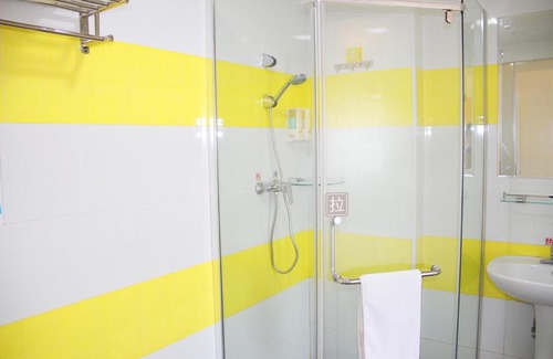 Bao'an Hotel | 7Days Inn Shenzhen Airport New Terminal