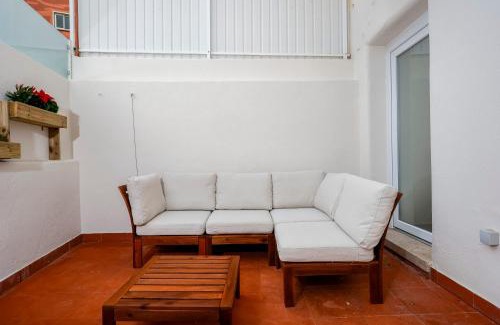 Sao Jose Apartment | 7ti7 Telhal apartment with a lovely Backyard
