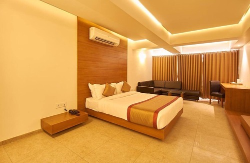 Gandhinagar Hotel | 7Wonders Hotel