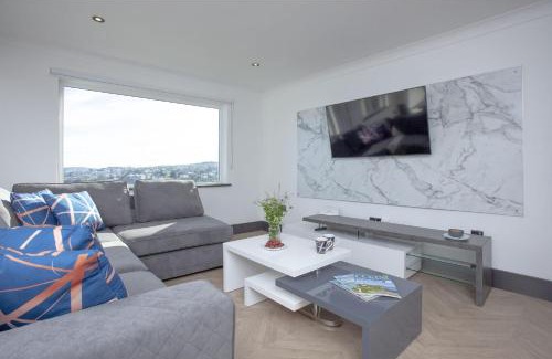 Torquay City Centre Apartment | 8 Bayview, Vernon Court