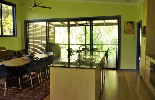 Rainbow Beach House | 8 Belle Court - Rainbow Shores. Close to beach. Wifi